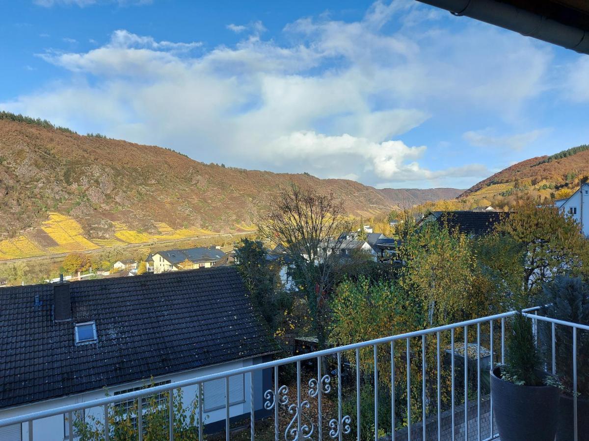 Ferienwohnung Meyver Cochem Esterno foto