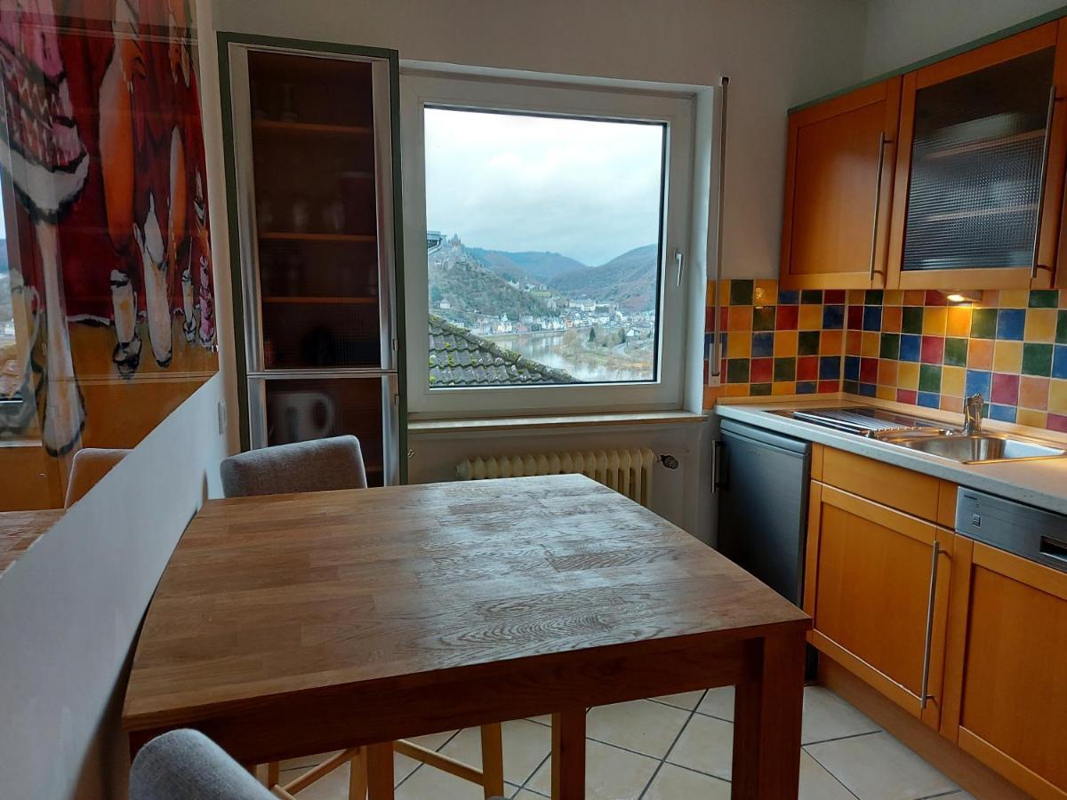 Ferienwohnung Meyver Cochem Esterno foto