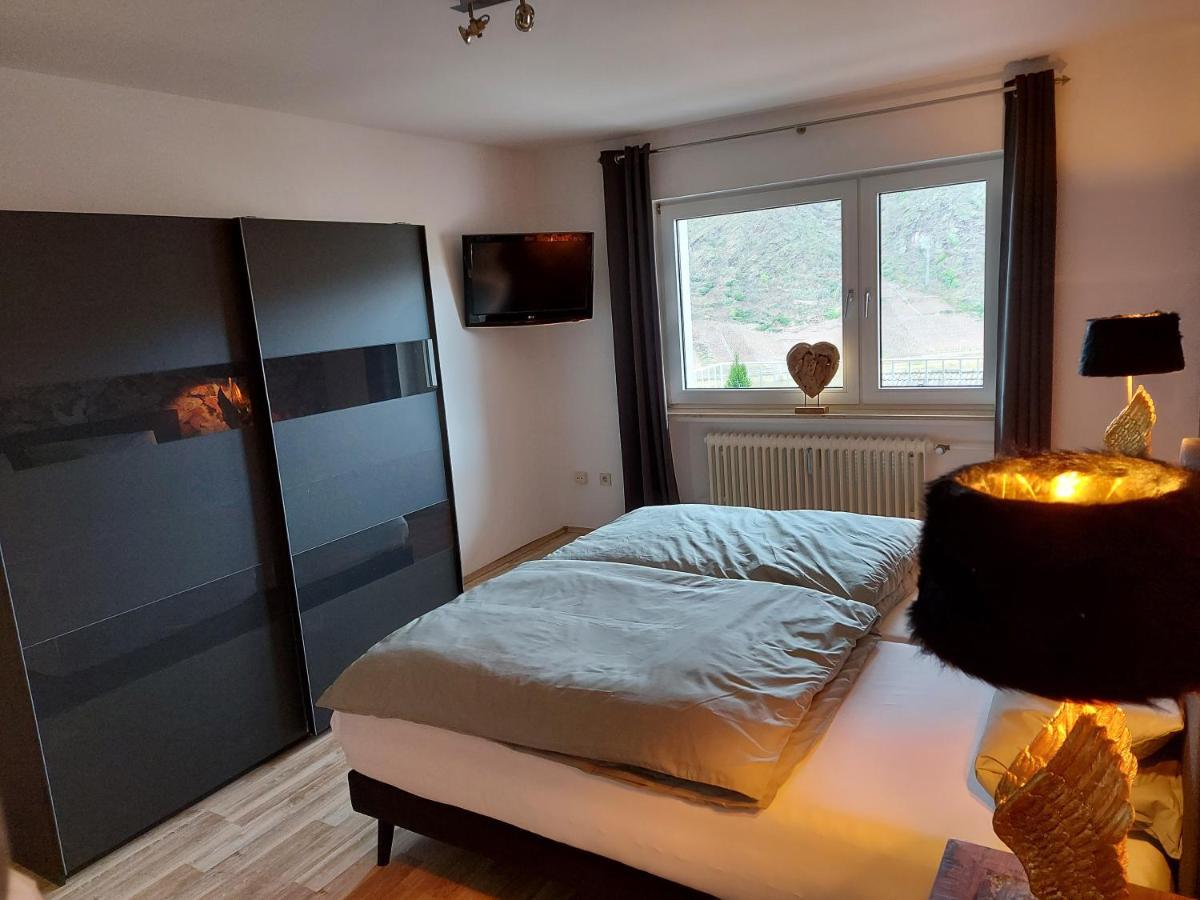 Ferienwohnung Meyver Cochem Esterno foto