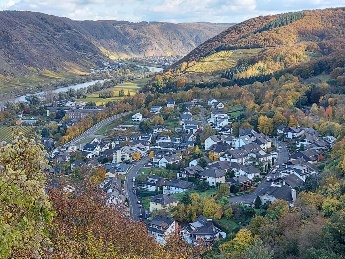 Ferienwohnung Meyver Cochem Esterno foto