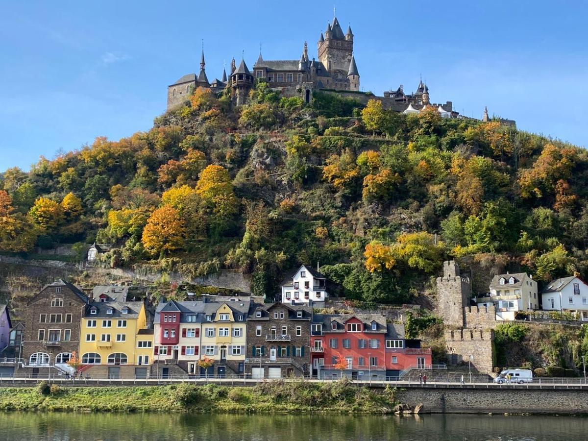 Ferienwohnung Meyver Cochem Esterno foto